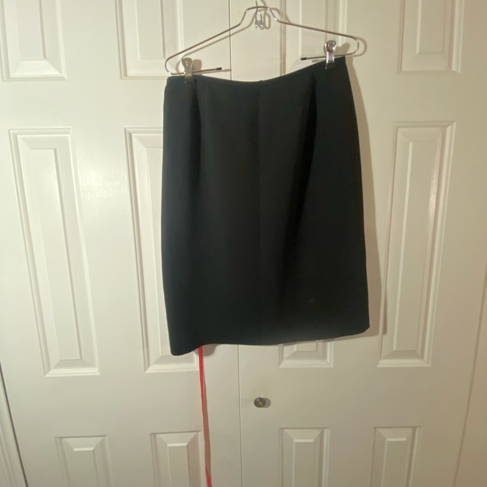 Kasper Elegant Black Pencil Skirt